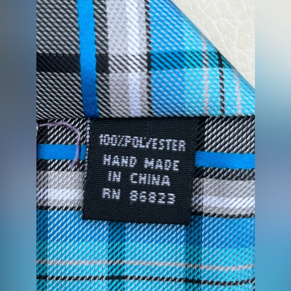 Bergamo New York Boys Neck Clip on Tie - Picture 4 of 5